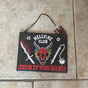 NWT Silver Buffalo Stranger Things Hellfire Club Reversible Hanging Sign